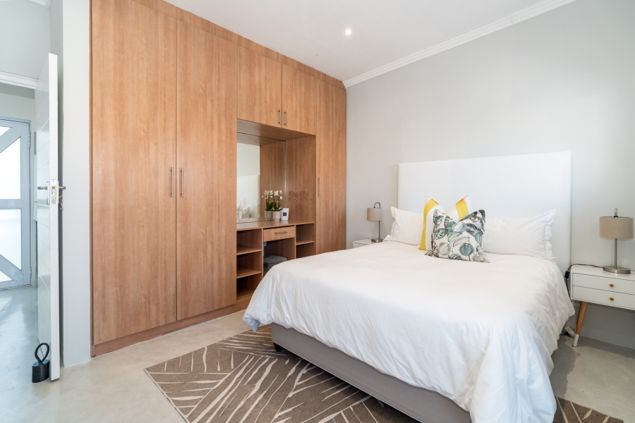 1 Bedroom Property for Sale in Green Point Western Cape